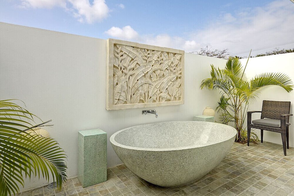 Photo of Bathroom in Maynards