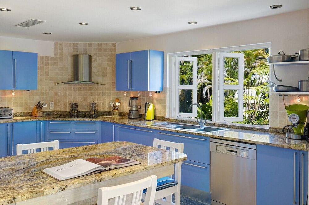 Photo of Kitchen in Gibbs Bay