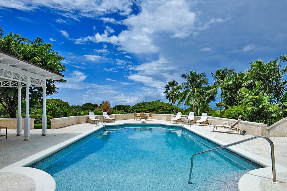 Photo of Outdoor in Sandy Lane