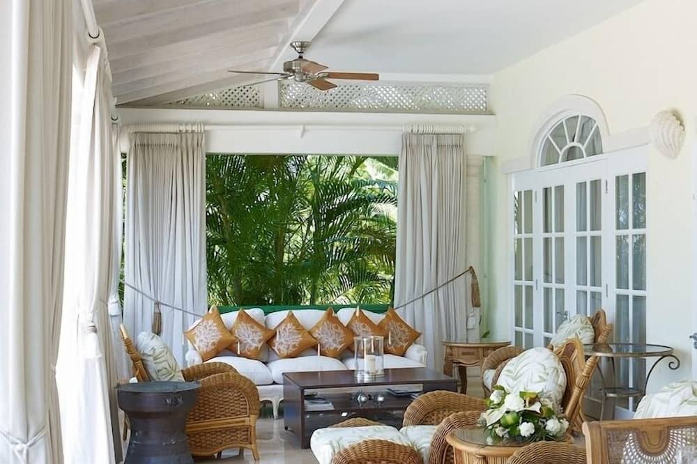 Photo of Livingroom in Saint Sylvans