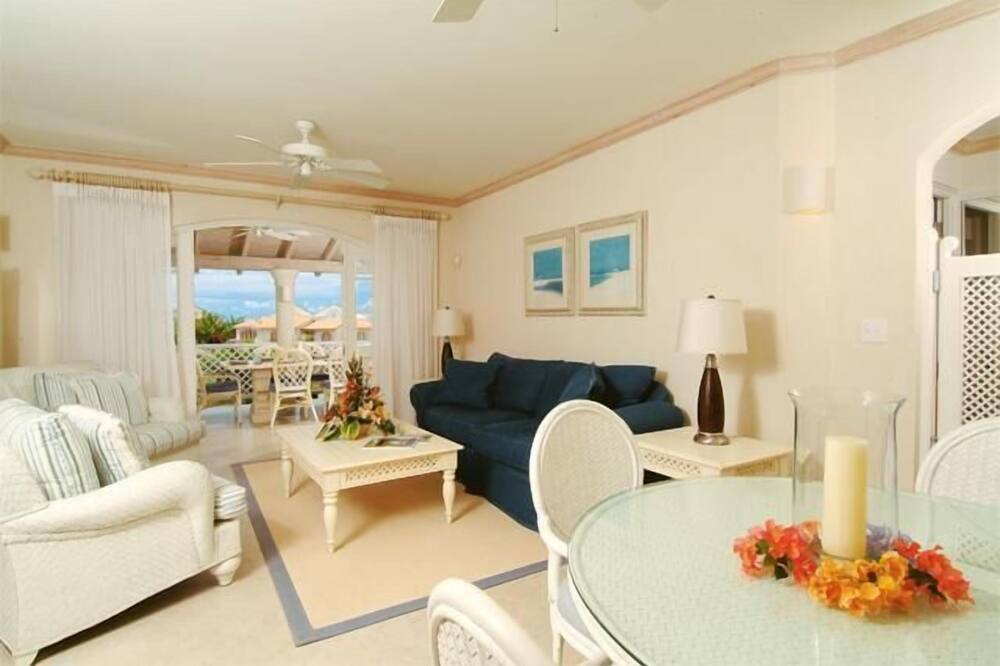 Photo of Livingroom in Folkestone