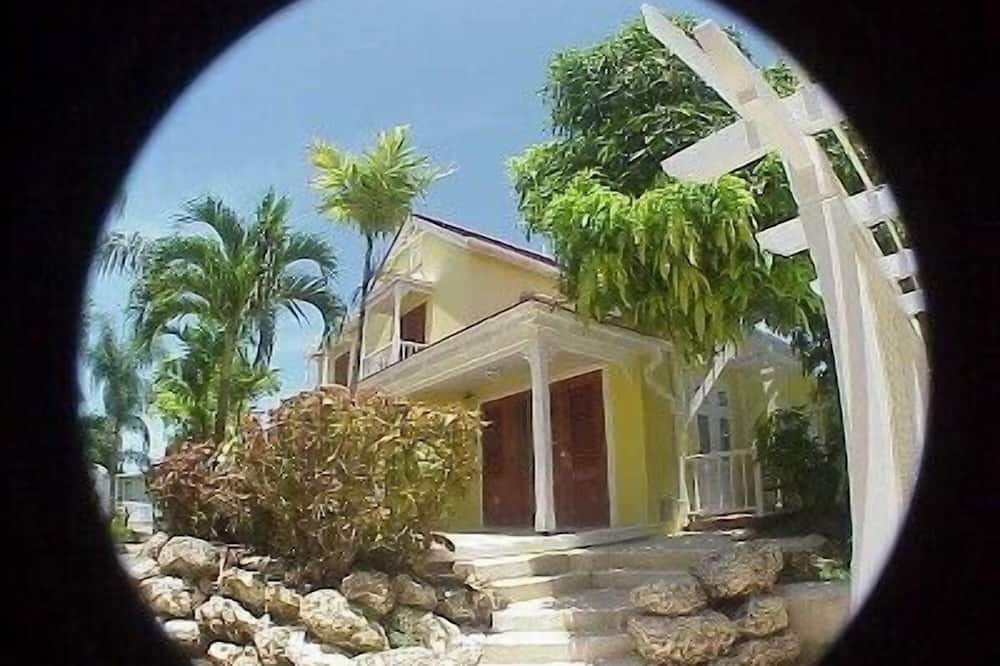 Photo of Others in Little Battaleys