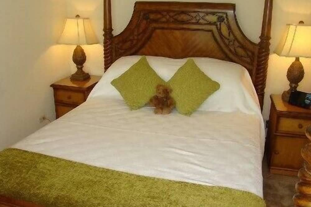 Photo of Bedroom in Little Battaleys