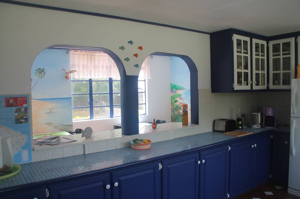 Photo of Livingroom in Fitts Village