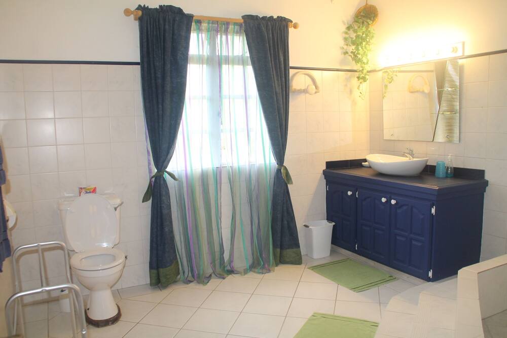 Photo of Bathroom in Fitts Village
