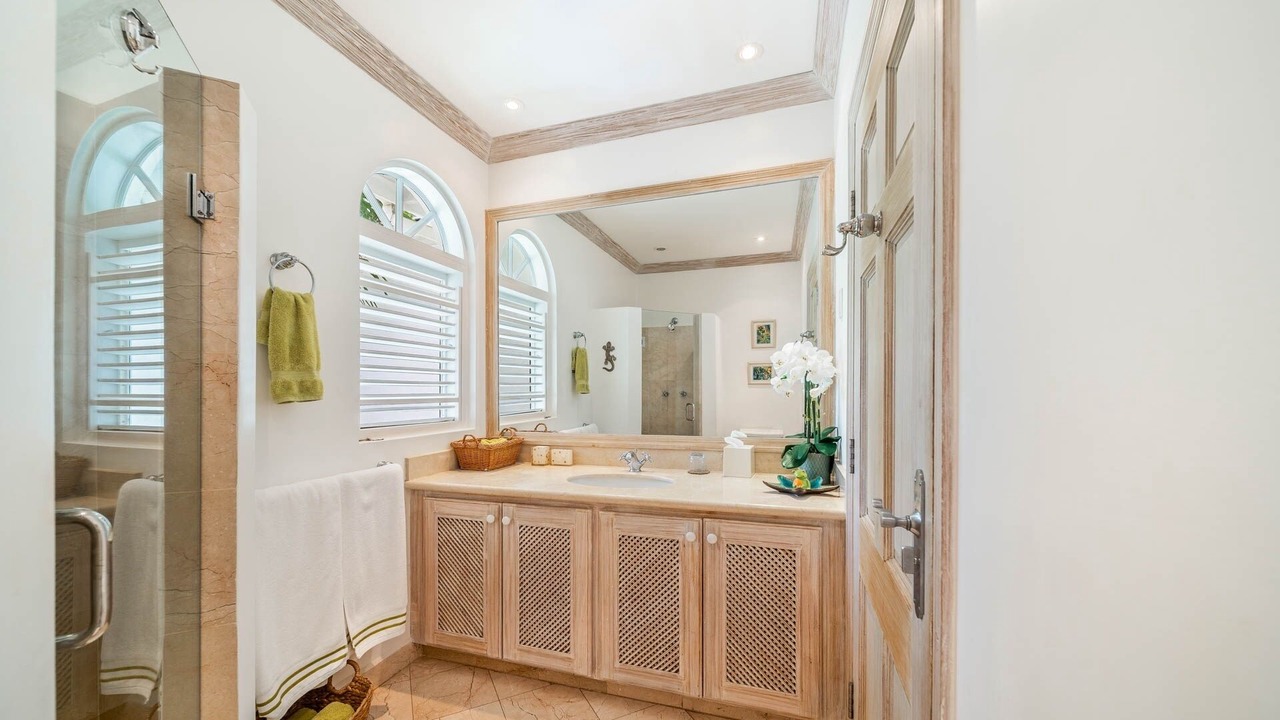 Photo of Bathroom in Mount Standfast