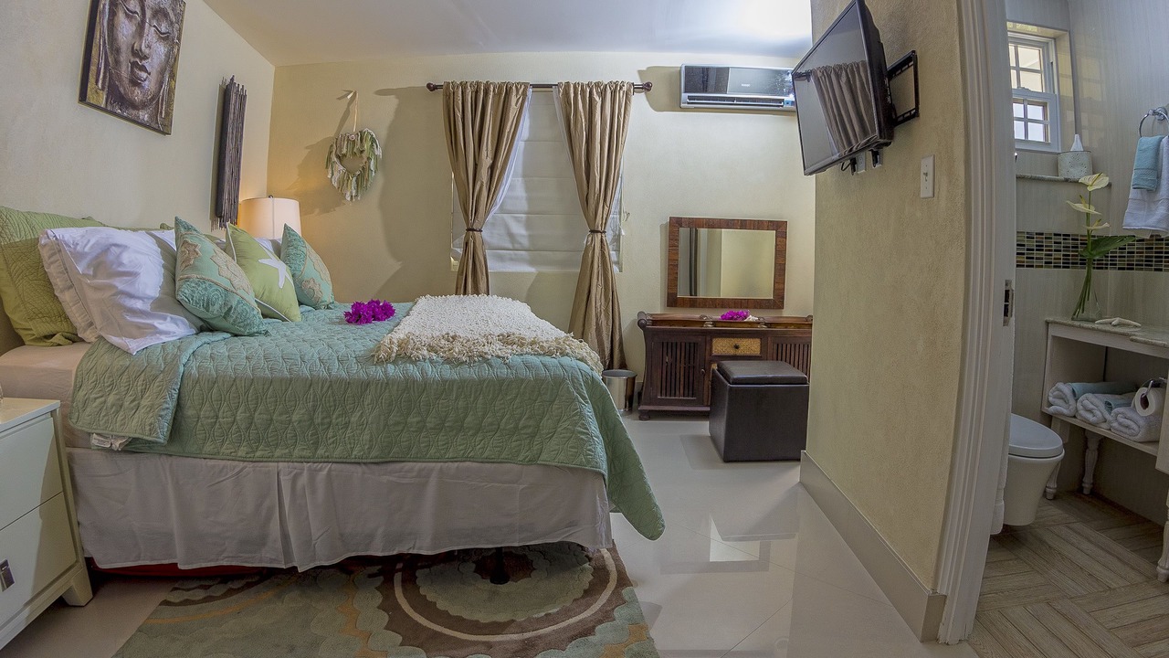 Photo of Bedroom in Weston