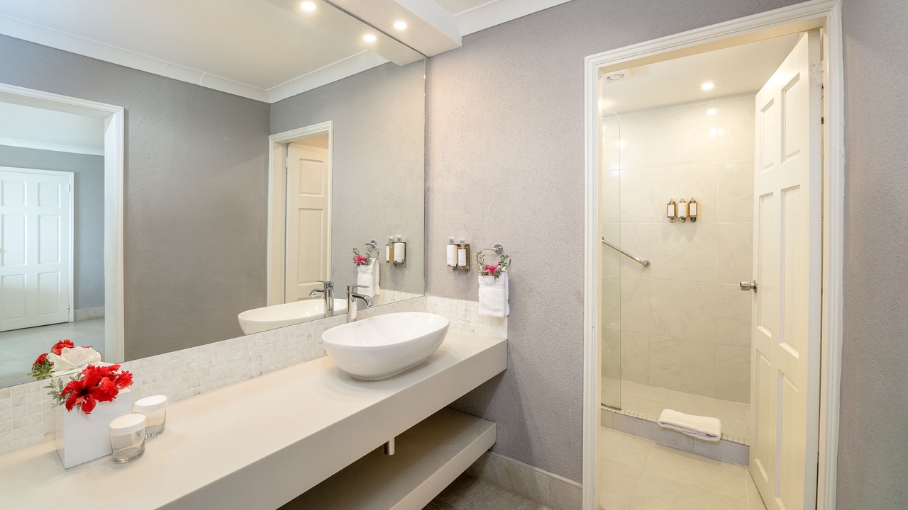 Photo of Bathroom in Saint Matthias