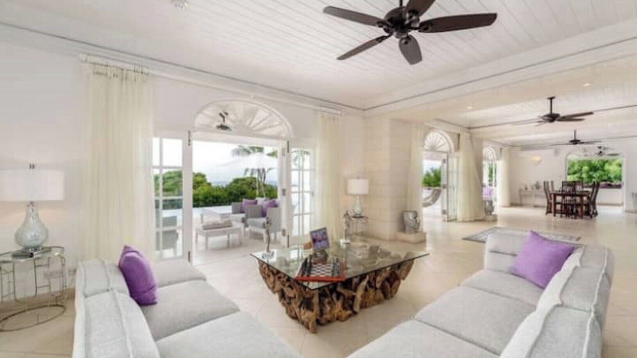 Photo of Livingroom in Mount Standfast