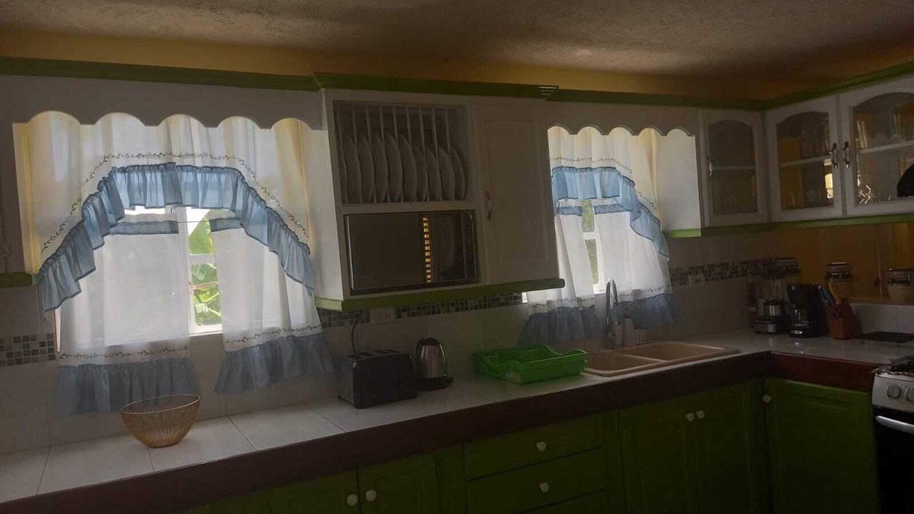 Photo of Kitchen in Mount Standfast