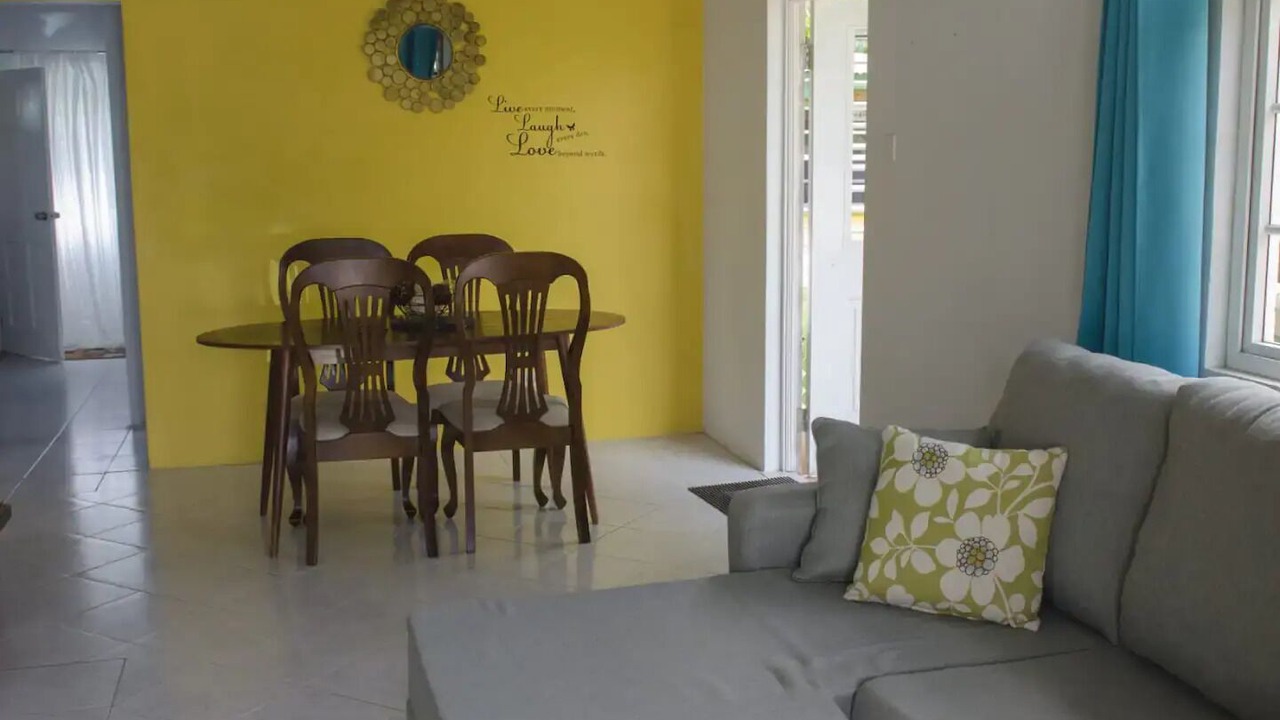 Photo of Livingroom in Folkestone