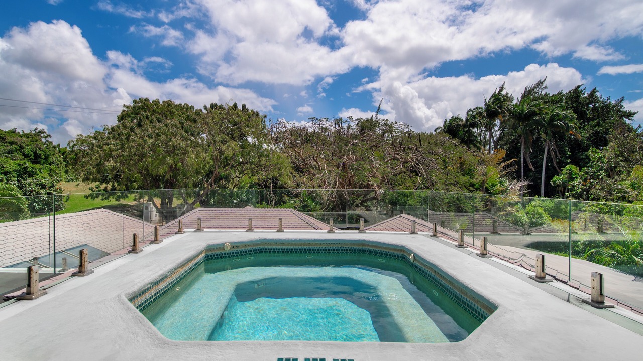 Photo of Outdoor in Halcyon Heights