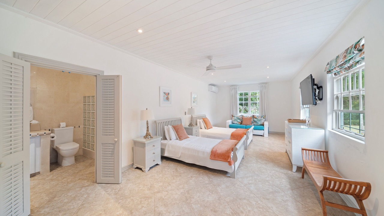 Photo of Bedroom in Halcyon Heights