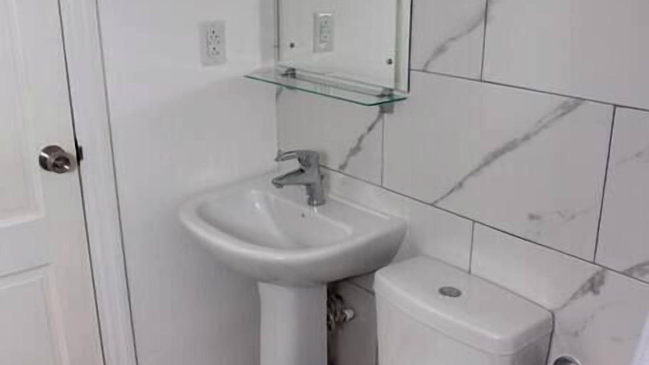 Photo of Bathroom in Gibbes
