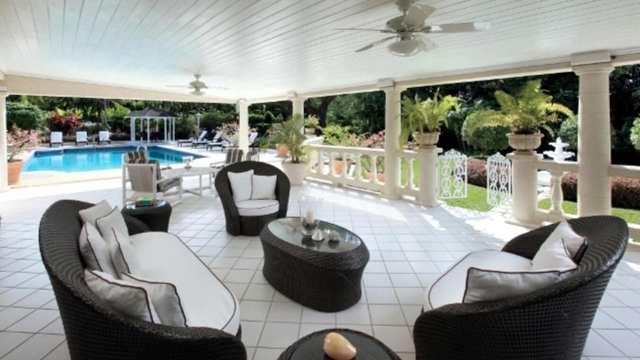 Photo of Patio Balcony in Paynes Bay