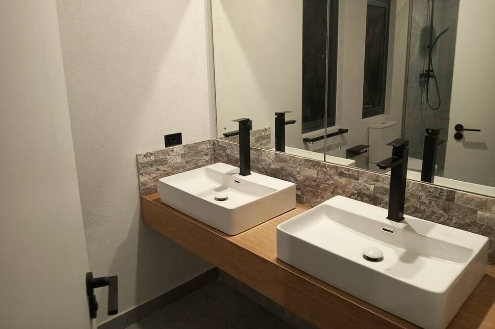 Photo of Bathroom in Welches