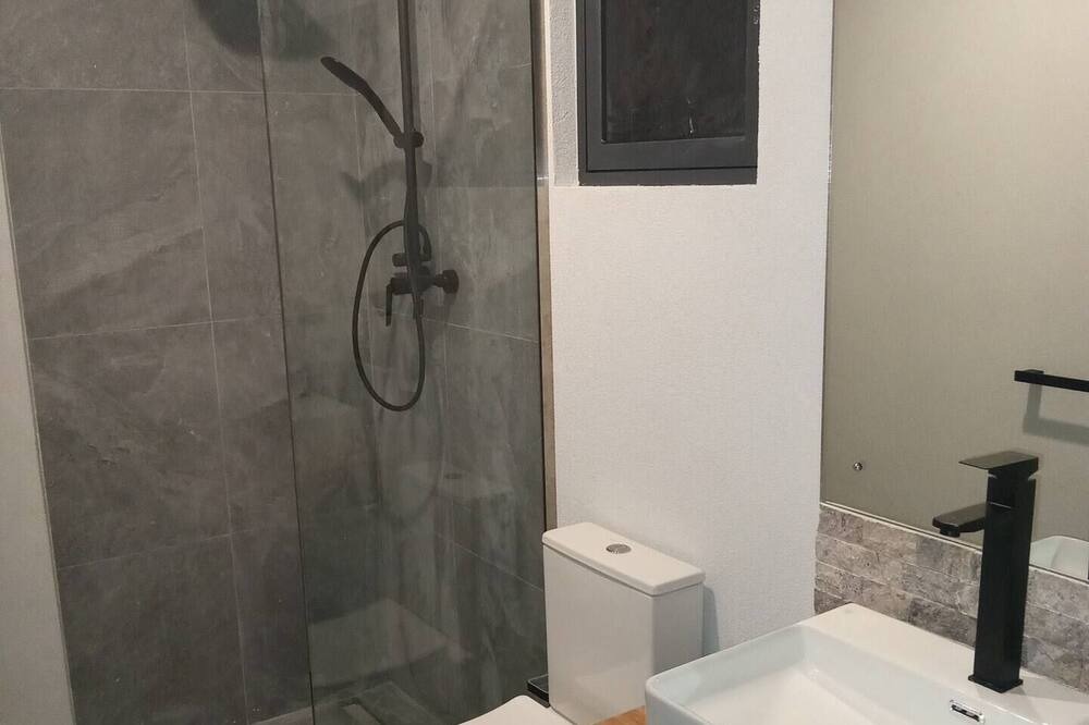 Photo of Bathroom in Welches