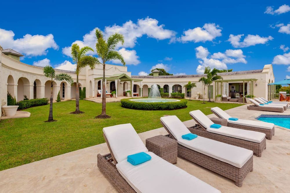 Photo of Outdoor in Weston