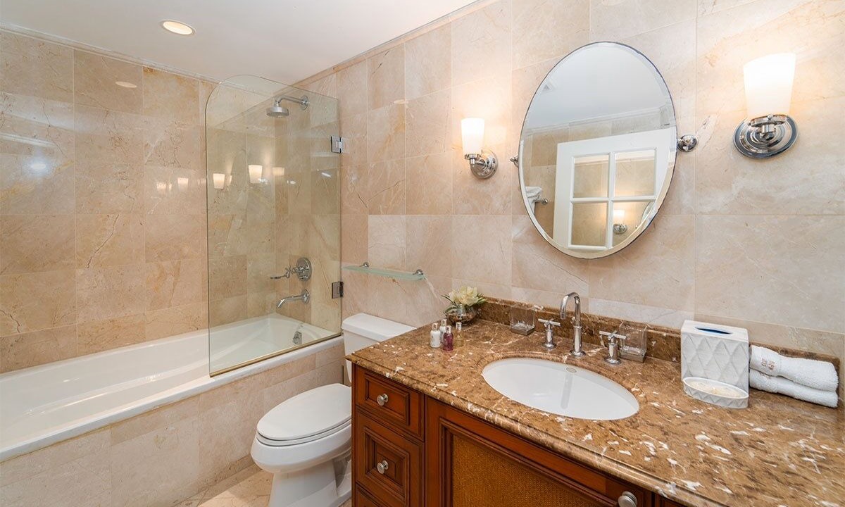 Photo of Bathroom in Little Battaleys