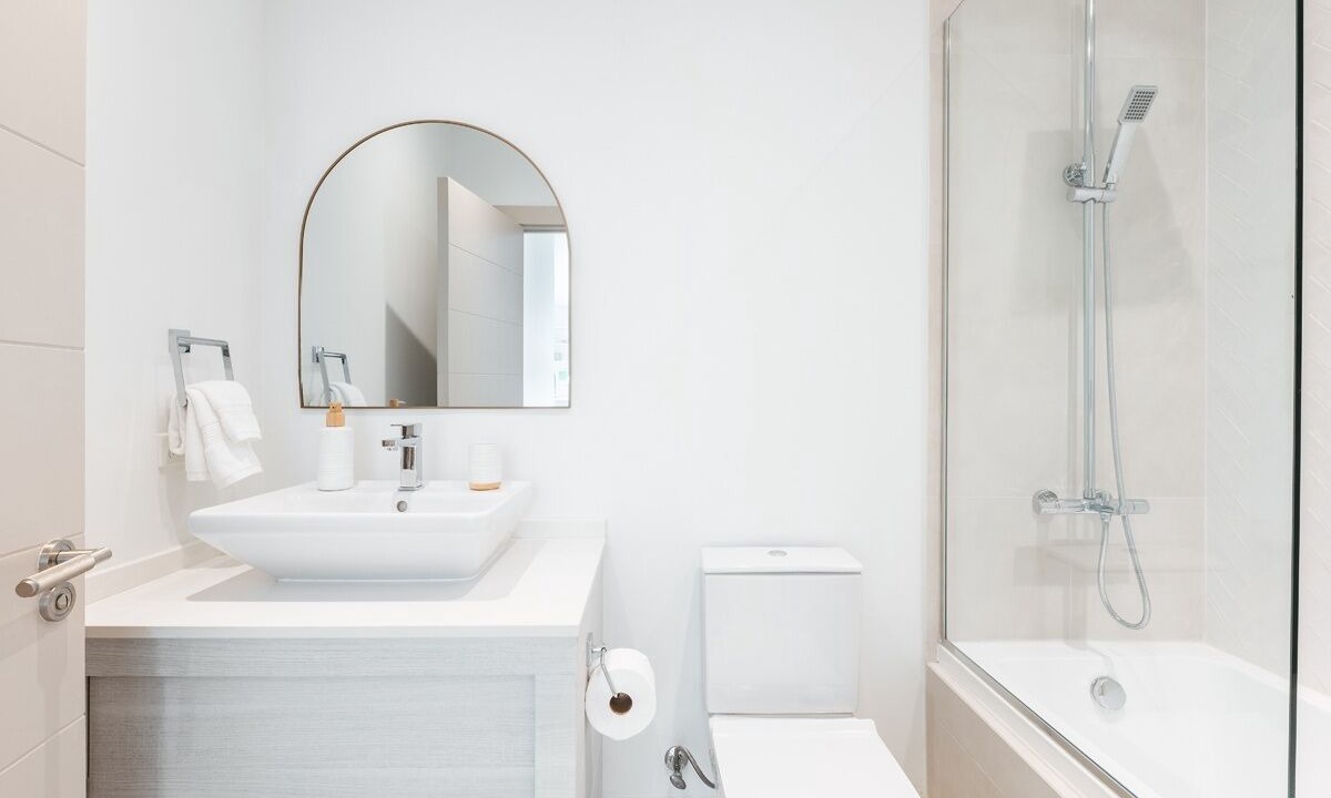 Photo of Bathroom in Porters