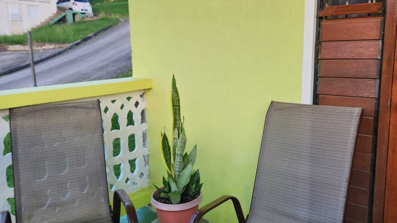Photo of Patio Balcony in Christie