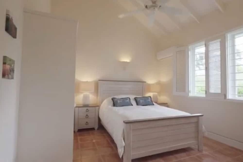 Photo of Bedroom in Clinketts