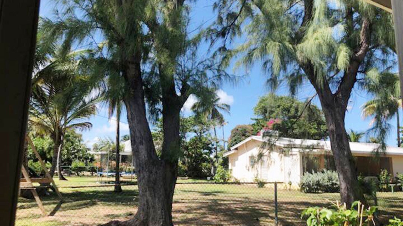 Photo of Outdoor in Apple Hall