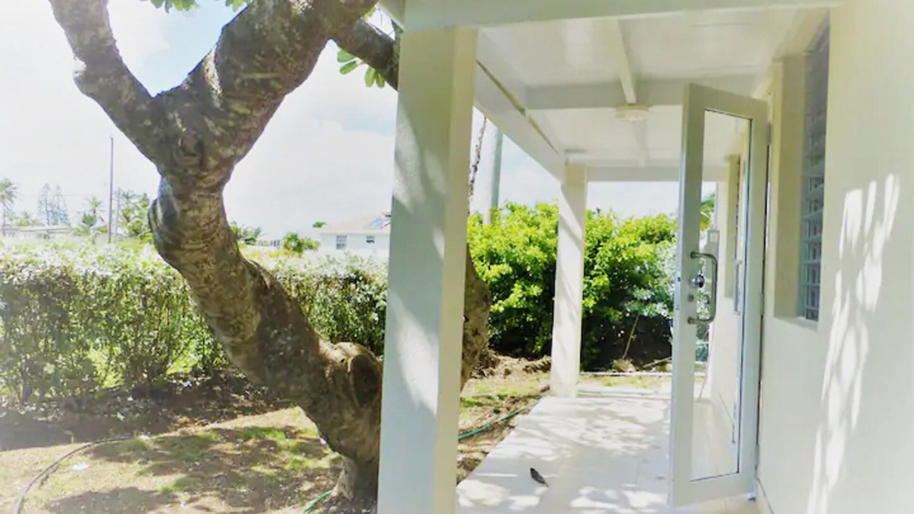 Photo of Outdoor in Apple Hall