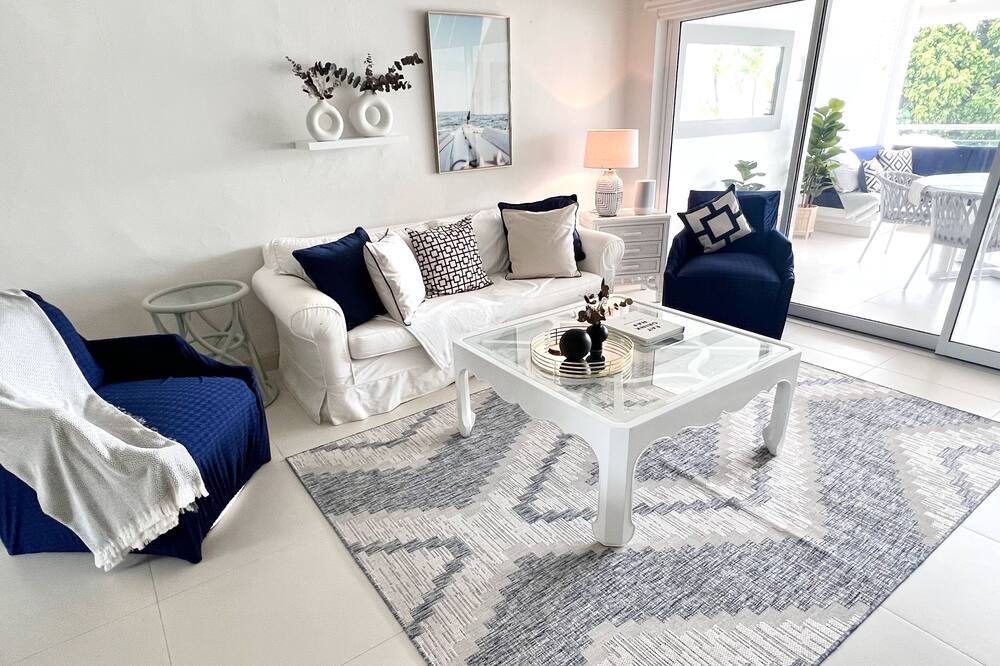 Photo of Livingroom in Folkestone