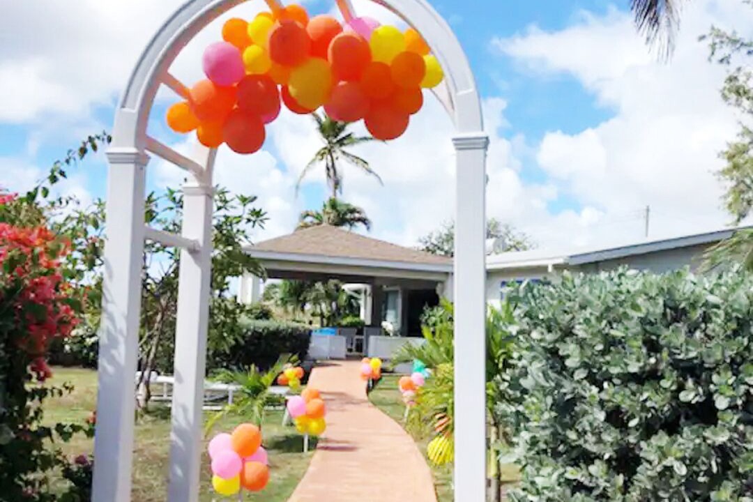 Photo of Outdoor in Apple Hall