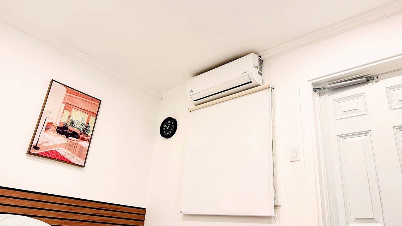 Photo of Bedroom in Oistins