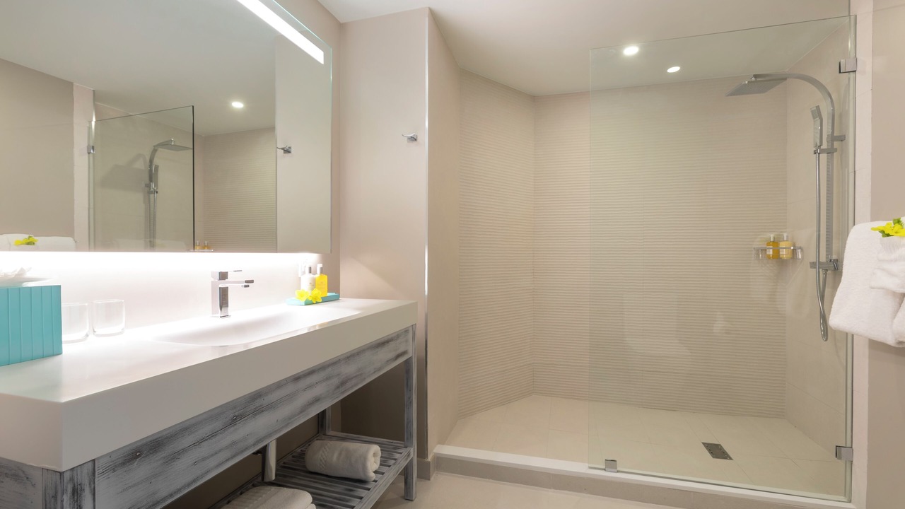 Photo of Bedroom in West Coast