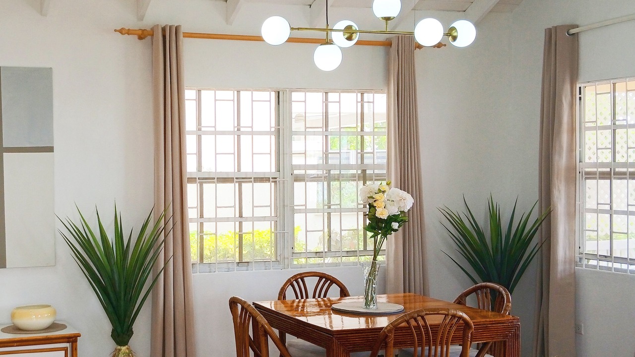 Photo of Livingroom in Old Trees Bay