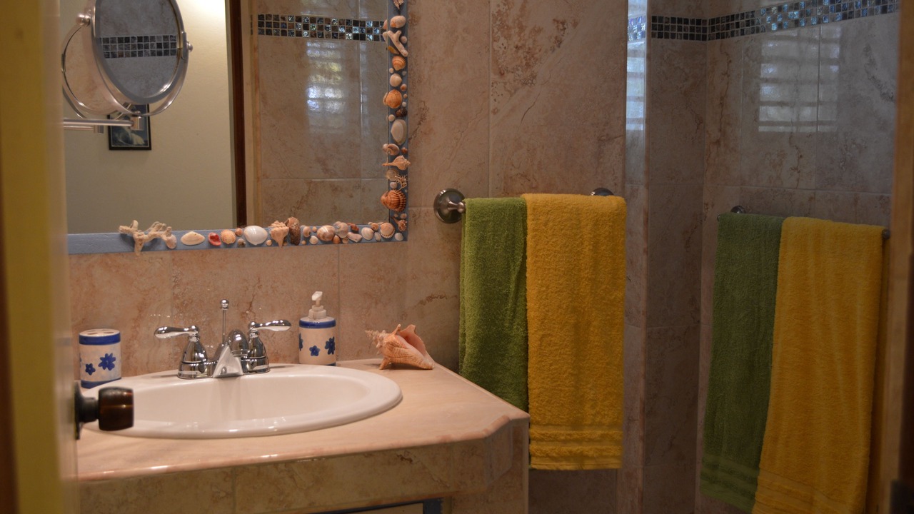 Photo of Bathroom in Silver Sands