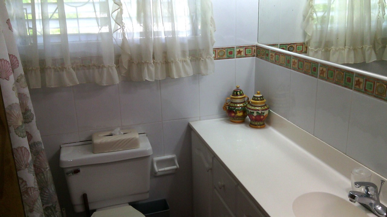 Photo of Bathroom in Durants