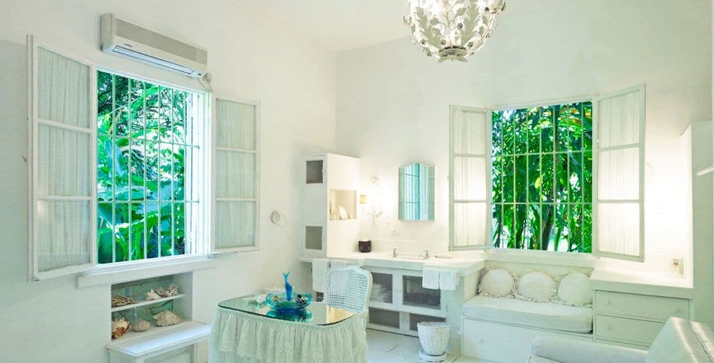 Photo of Livingroom in Little Battaleys