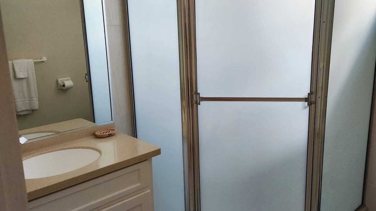 Photo of Bathroom in Inch Marlowe