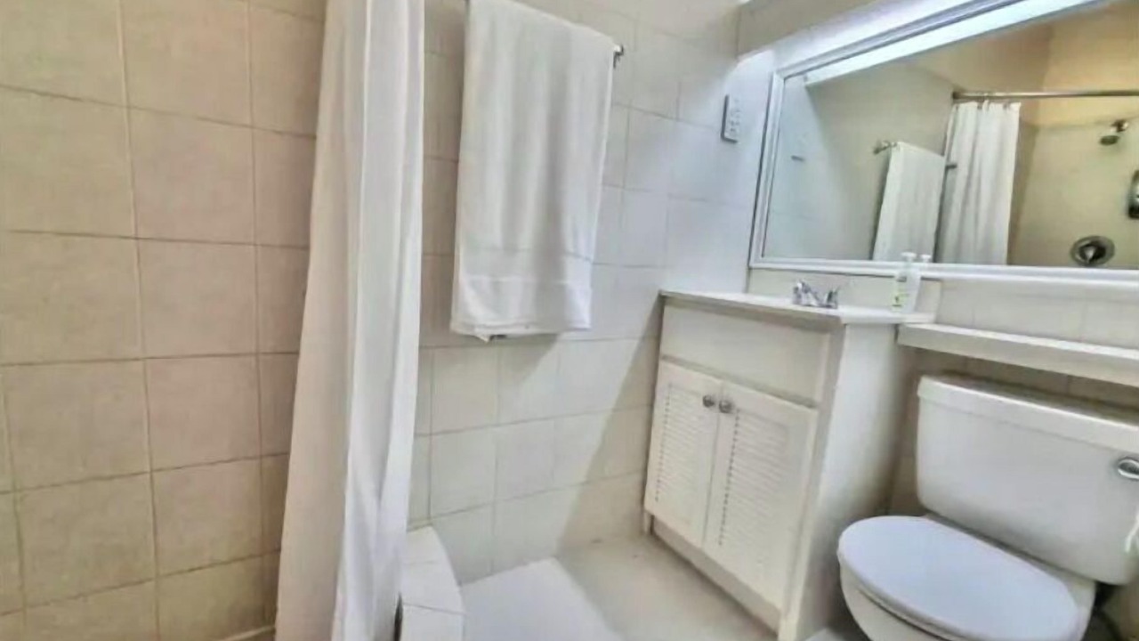 Photo of Bathroom in Blue Waters