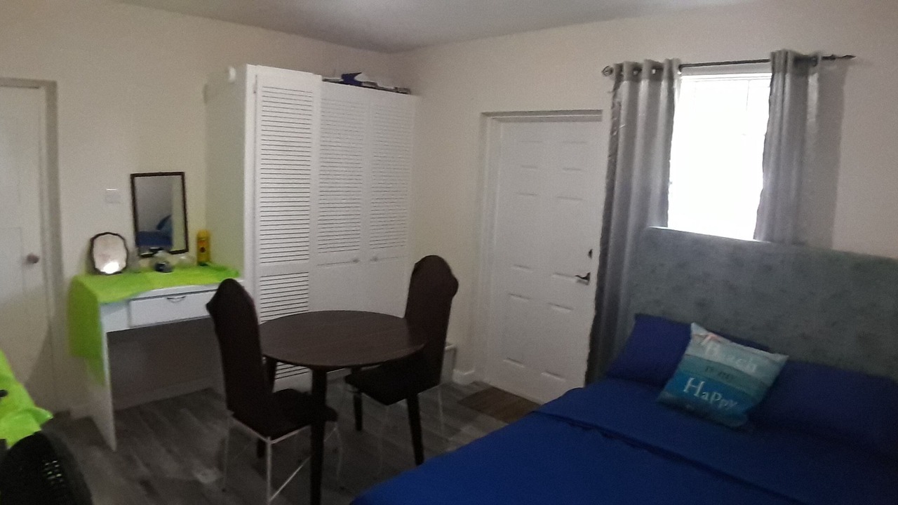 Photo of Bedroom in Douglas