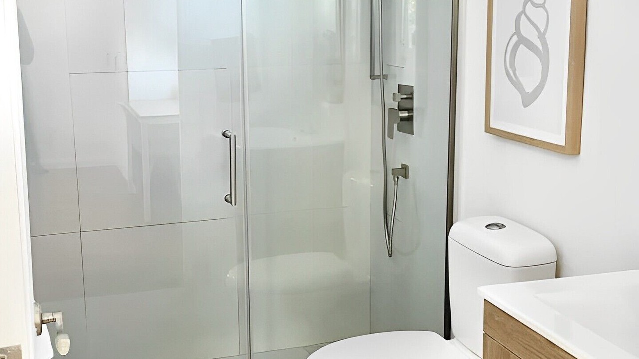 Photo of Bathroom in Speightstown