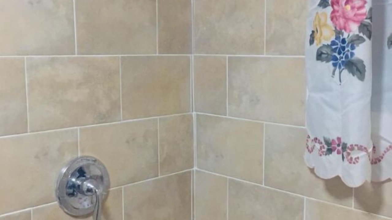 Photo of Bathroom in Black Rock