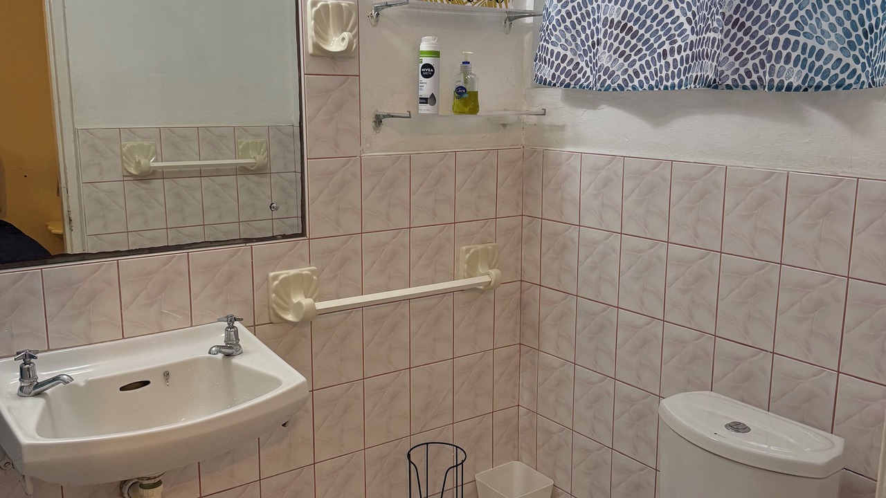 Photo of Bathroom in Sunset Crest