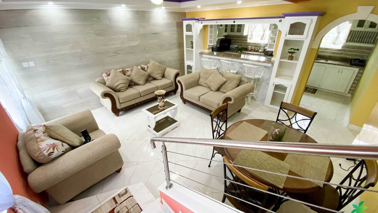 Photo of Livingroom in Ragged Point