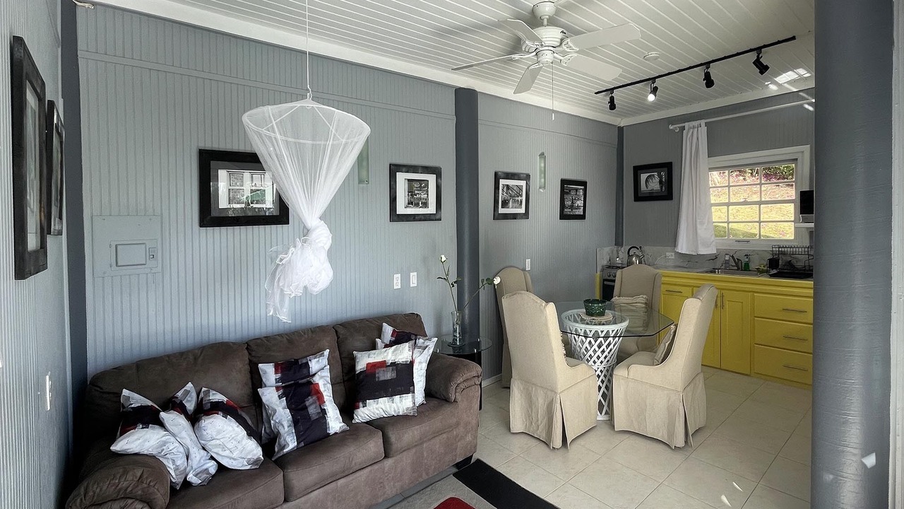 Photo of Livingroom in Christie