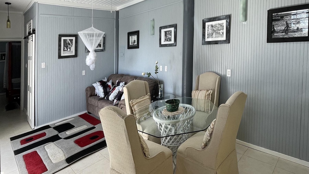 Photo of Livingroom in Christie