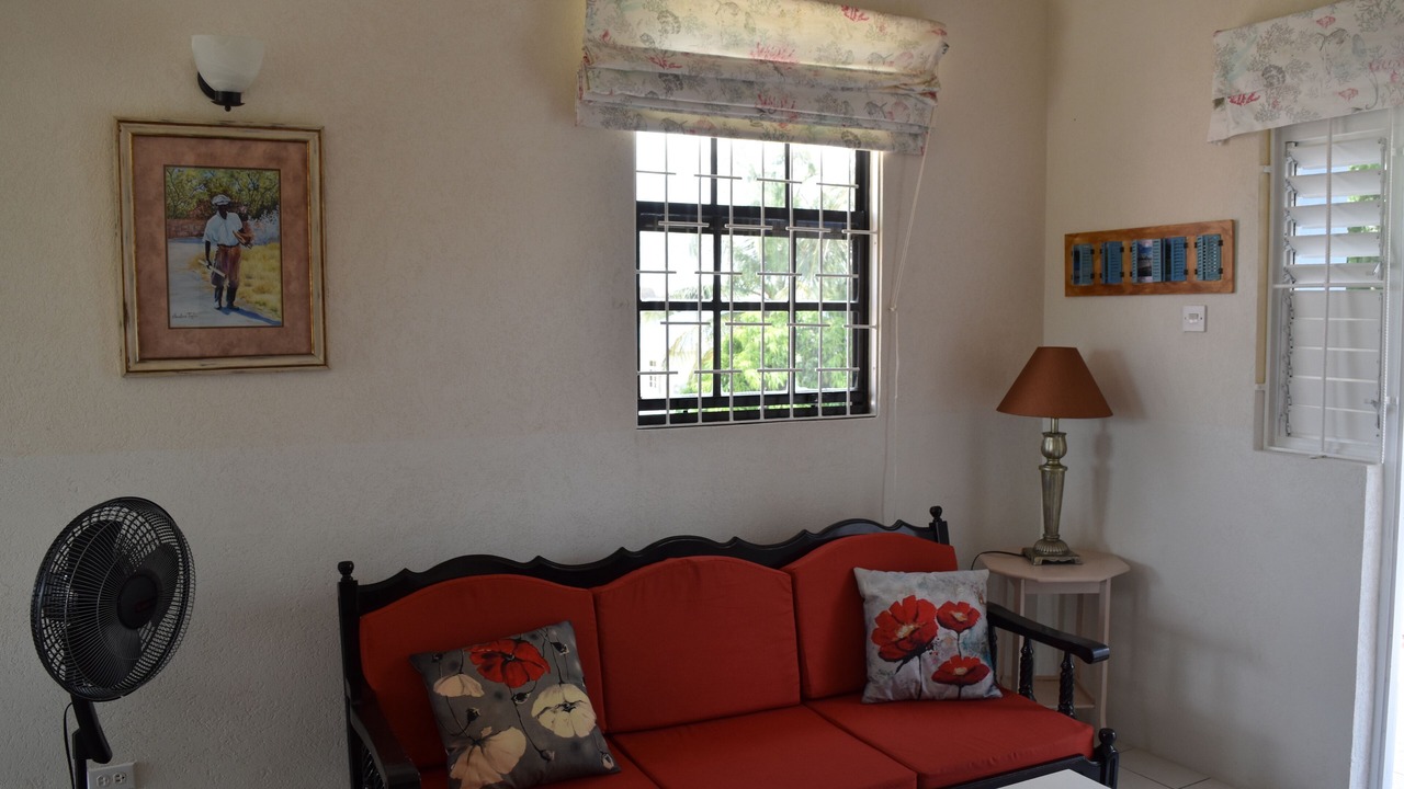Photo of Livingroom in Enterprise