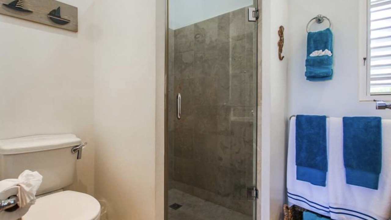 Photo of Bathroom in Forest Hills
