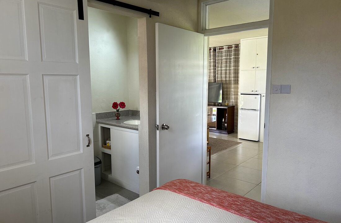 Photo of Bedroom in Oistins