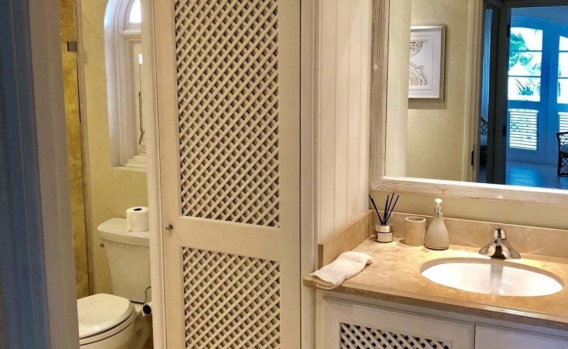 Photo of Bathroom in Mount Standfast
