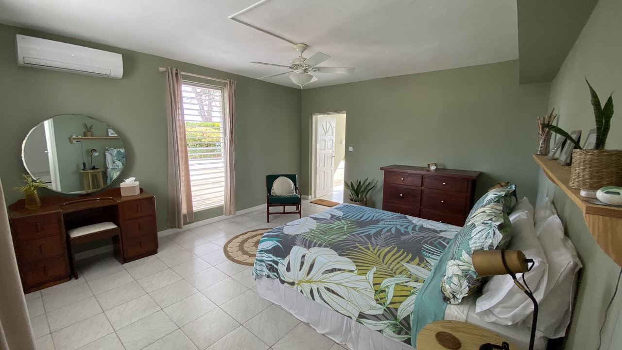 Photo of Bedroom in Enterprise